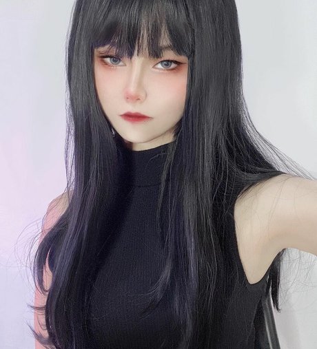 Aveline Tetsuya estrella caliente galería