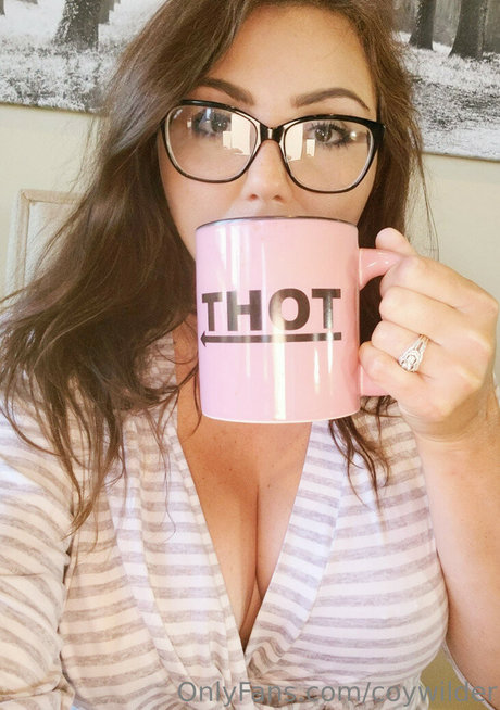 Coywilder desnudos estrella galería