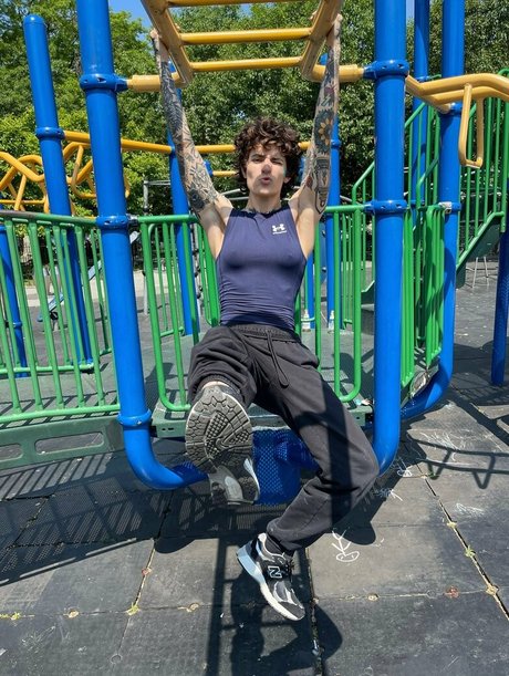 yourfavoritetomboy nus étoiles photos