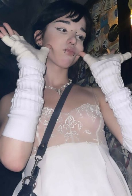 Arielle Maxine belle star du porno image