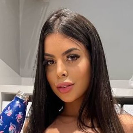 Jaiane Limma modelo de arte galerías