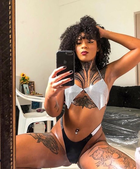 Medusaaa star du porno sympa images