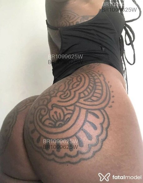Medusaaa model nude photos
