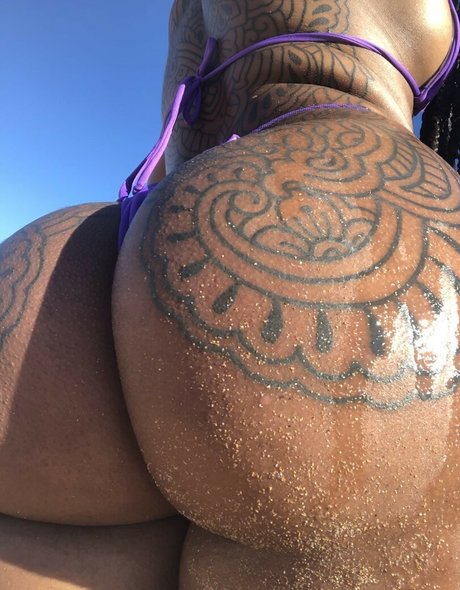 Medusaaa modelo caliente galerías