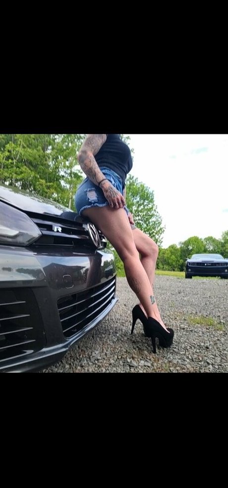 modifiedj9 model pornographic picture
