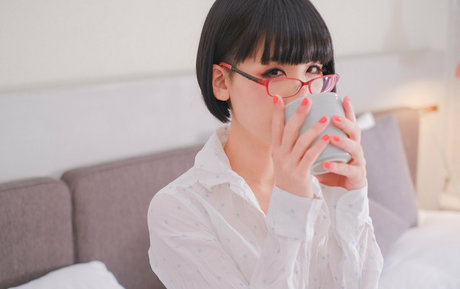 Eri Kitami modelo pornografico imagen