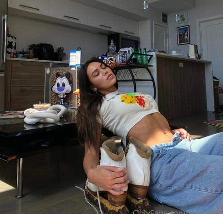 erisonice star du porno de haute qualité photo