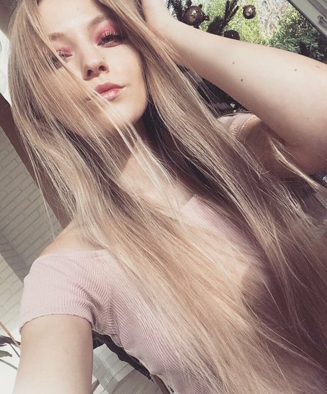 Copykat_ actrice xxx photo