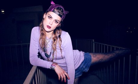 Lindsey Shaw star du porno en haute qualité img