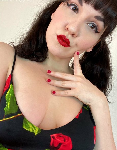 lunasapphire model erotic images