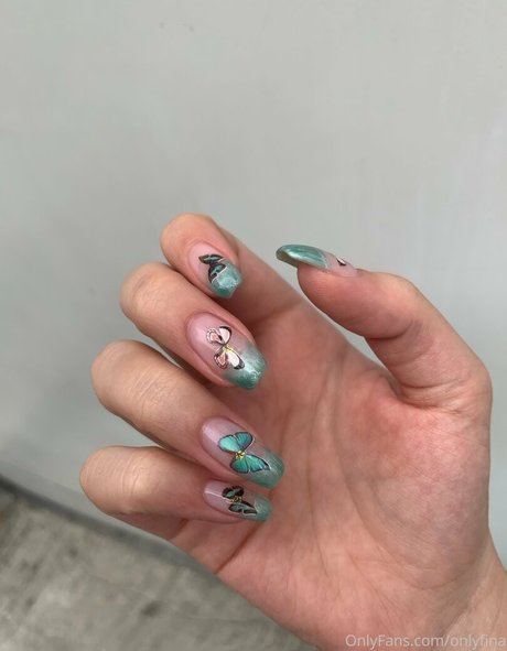 onlyfina actriz de alta calidad imágenes