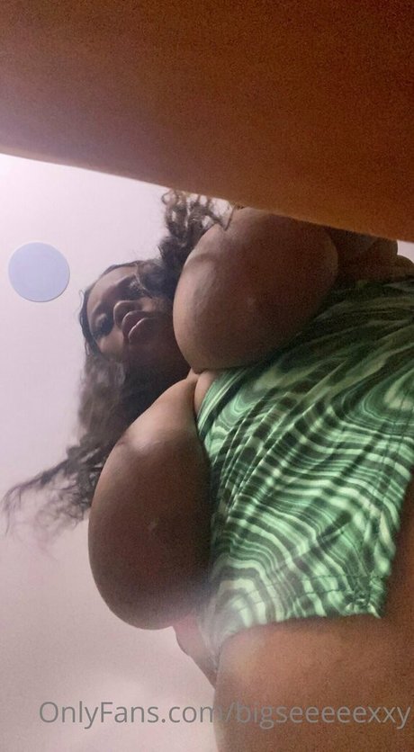 bigseeeeexxy modelo gratis foto