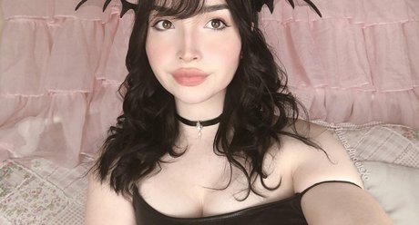 ArianaAngels modelo xxx imágenes