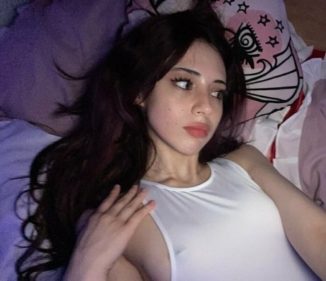 Mina Bell modèle meilleur collection