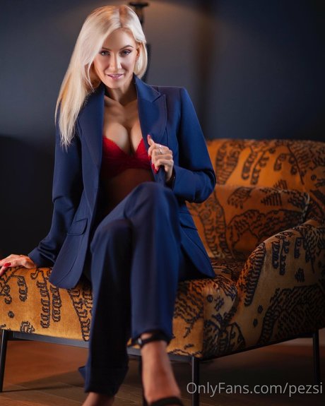 Jessica Edstrom desnudos estrella archivo