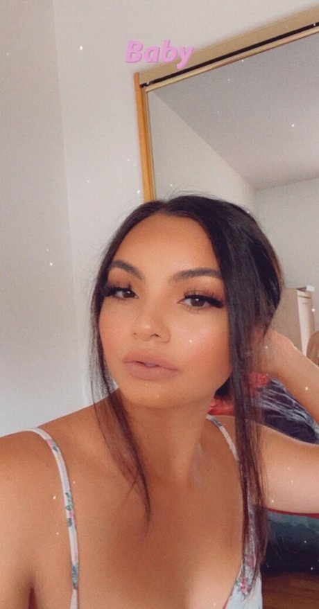 bunniasian estrella porno caliente fotos