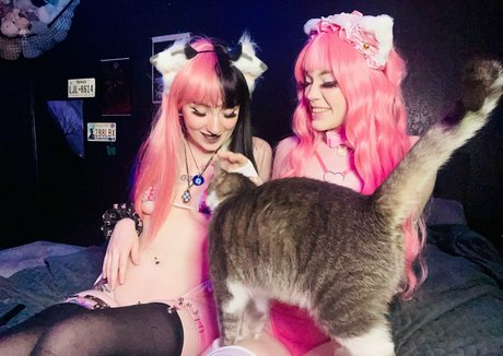 IAmM3dusa_ modelo desnudos imágenes