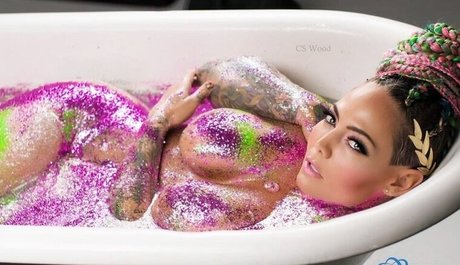 Miss Lindsay Q hermosa estrella imagen