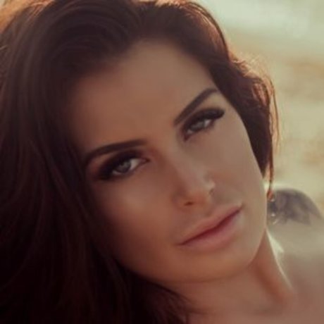 Danie Sommers actrice de nus collection