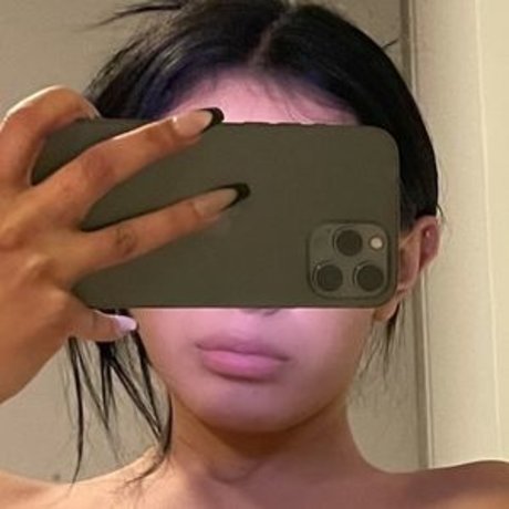 YAMI Imagen de perfil