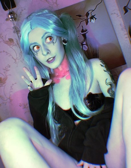 itsadeathwish estrella erótica fotos