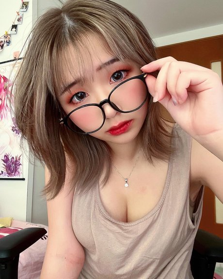 Akaei Ray estrella galerías