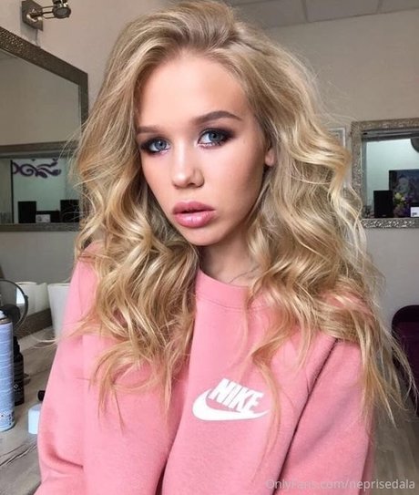 Lisa Barysheva nude pornstar photo
