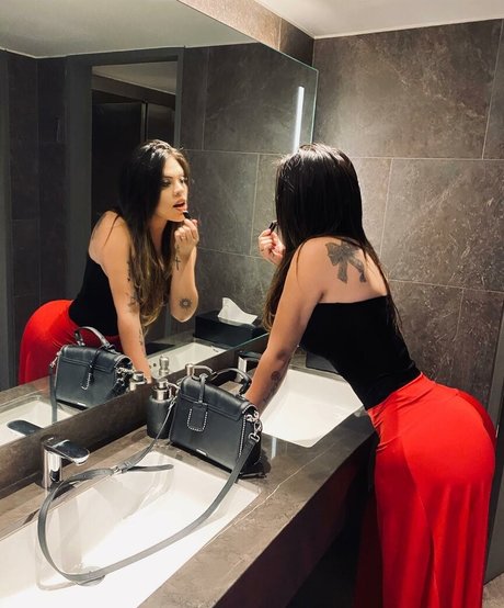 Stefany Camus Gutierrez Miniature