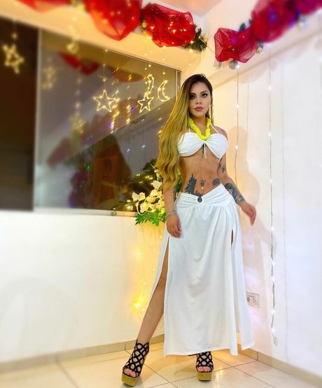 Stefany Camus Gutierrez erotic pornstar pics