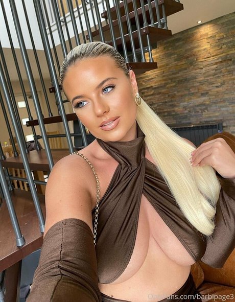 Apollonia Llewellyn sexo estrella archivo