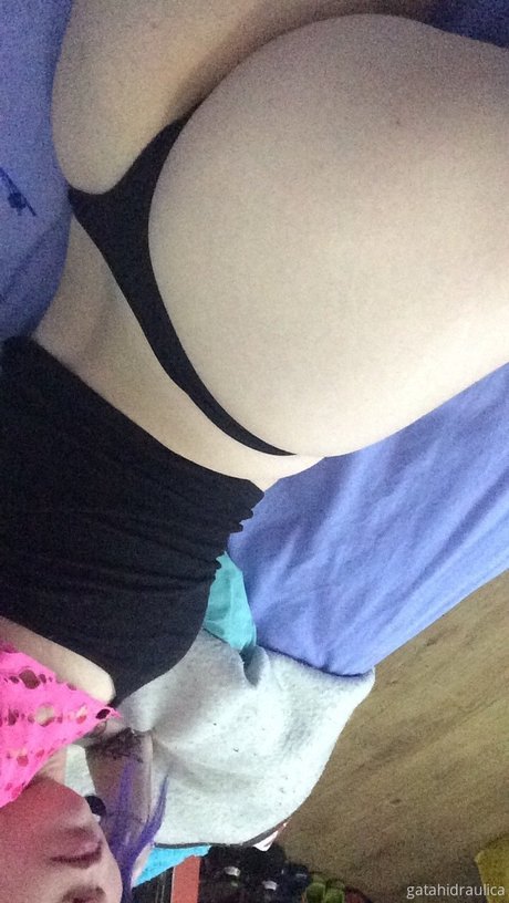 Khavesot modelo bonita foto