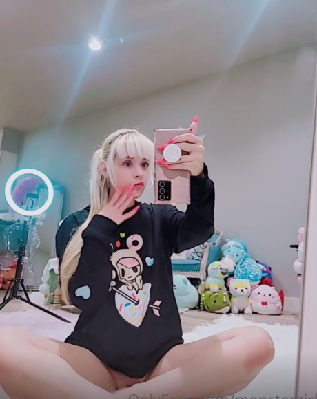 Latinas delgadas onlyfans arte foto