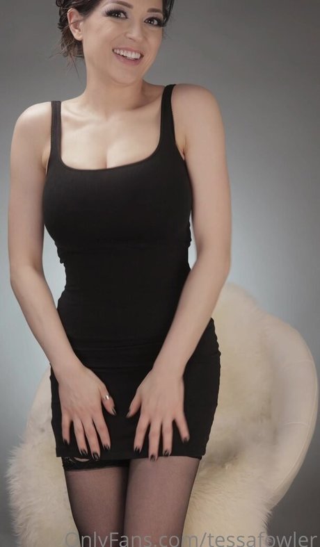 Enfermera negra onlyfans pornografico para adultos archivo