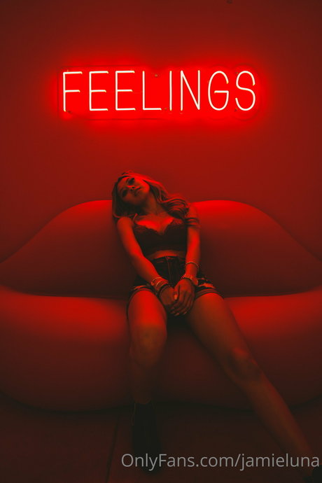 Adventuresof RxB modelo agradable foto