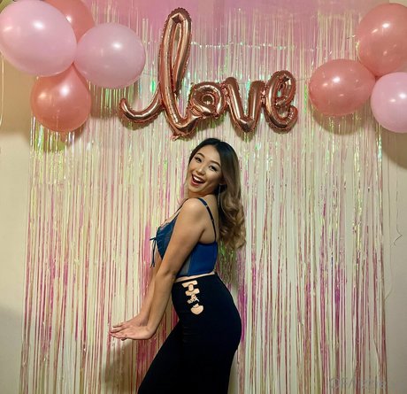 Onlyfans para adolescentes gays porno desnudo foto