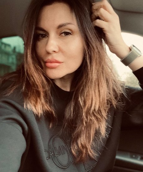 Elena Ptena star du porno image