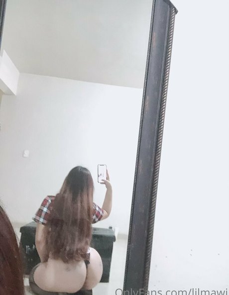 lilmawi modelo agradable foto