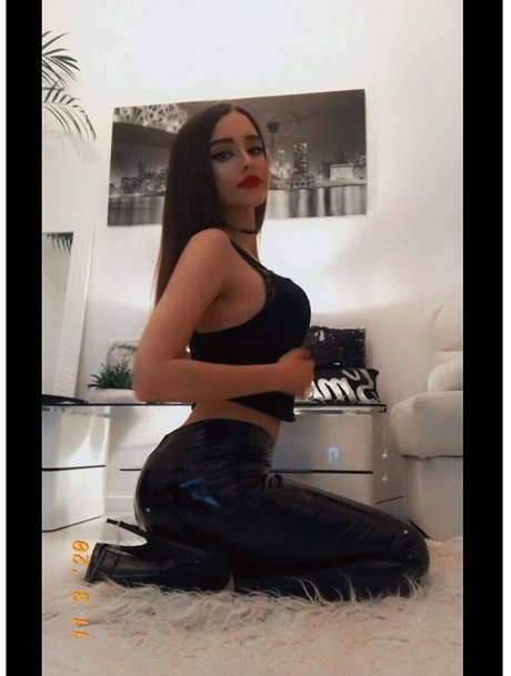 olivka648 model nude pic