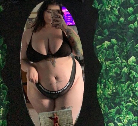 Kalgirl up model art pic