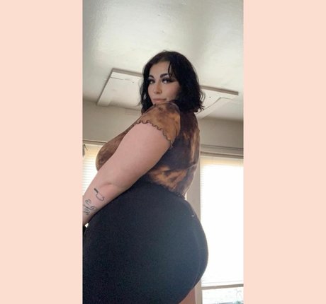 Kalgirl up actrice sexy photos