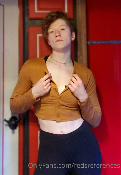 redsreferences nudes model img