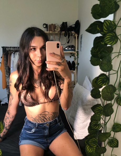 bruninhatgirl estrella porno hermosa imágenes