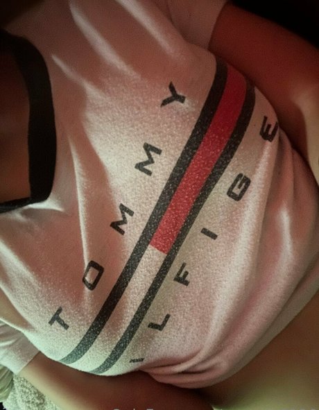 sarunia6996 star du porno parfaite photos