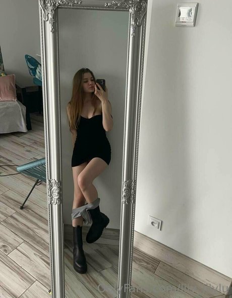 lily lilylu pornstar nude image