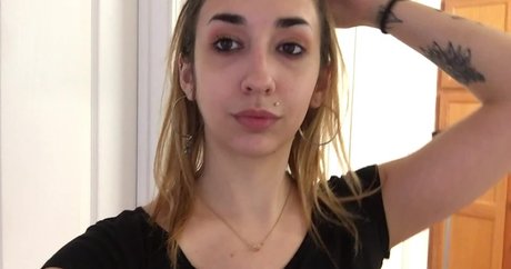 Girlswillbegirlsclub modelo exclusivo galería