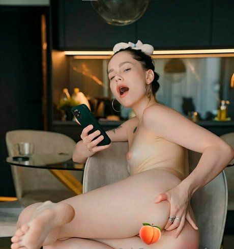 larafrosty estrella hermosa archivo