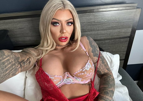 karmarxfree buen modelo imagen