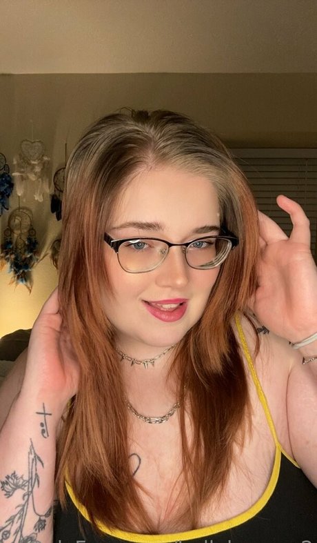 bellabaayyy2 model hot img