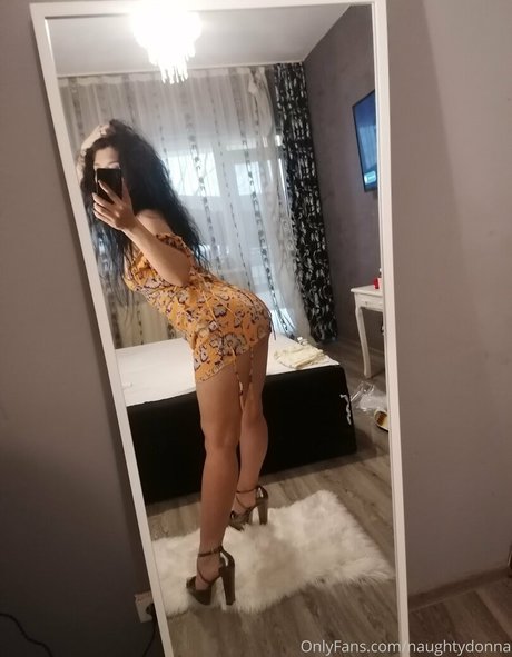 naughtydonna estrella porno exclusiva foto