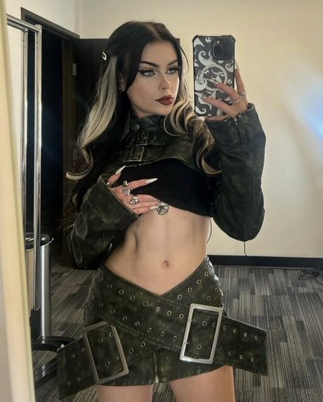 emmanorton pornstar erotic pictures